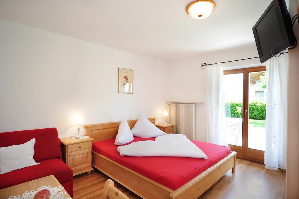 Haus Rosengarten Tirolo Room photo